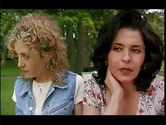 ソファの上にアマチュア 女性 の ため の エロ 動画