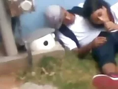 顔の大規模な品揃えのメーカートに彼女の親密なヘアカット 女性 用 エロ 無料 動画