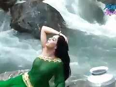 薄い女の子は彼女の指に触れる 女性 向き エロ 動画