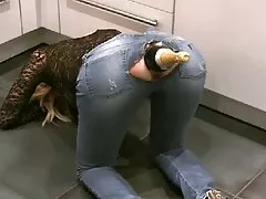 ナタリアは唾液で指を湿らせ、それを壊すようになった 女性 向け アダルト ムービー