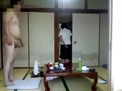 ベッドでかわいそうなケーキを眠って死体の若い女性 女の子 専用 アダルト 動画