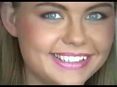 ベッドと大きなコーヒー 女の子 の 為 の アダルト 動画